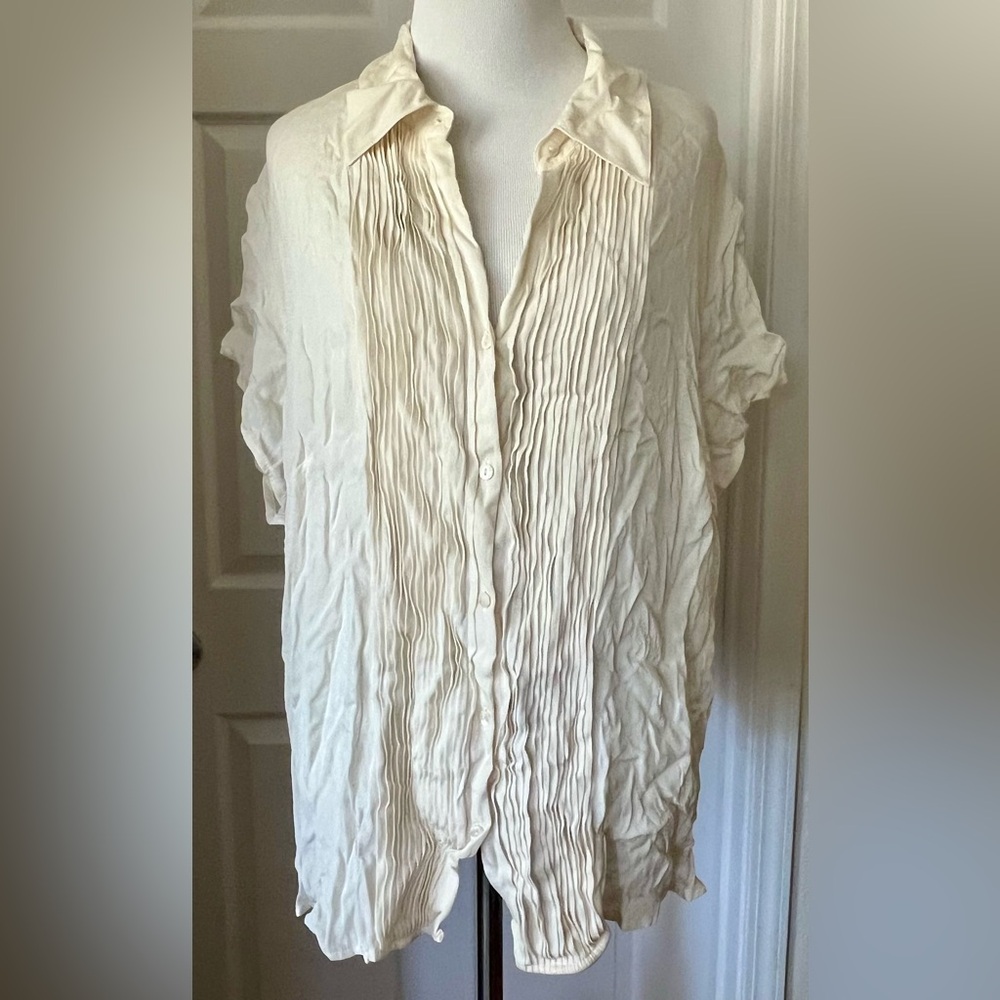 Silk Cream Button-Up Short Sleeve Blouse